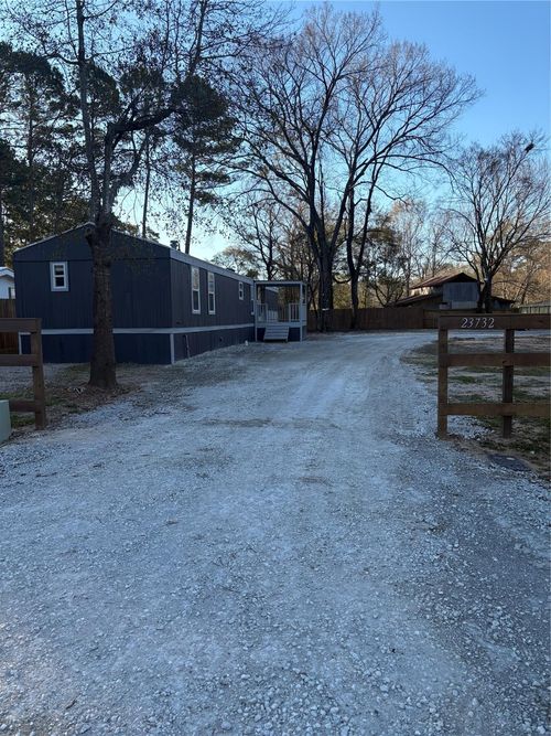 23732 Panky Ln, New Caney, TX, 77357-8070 | Card Image