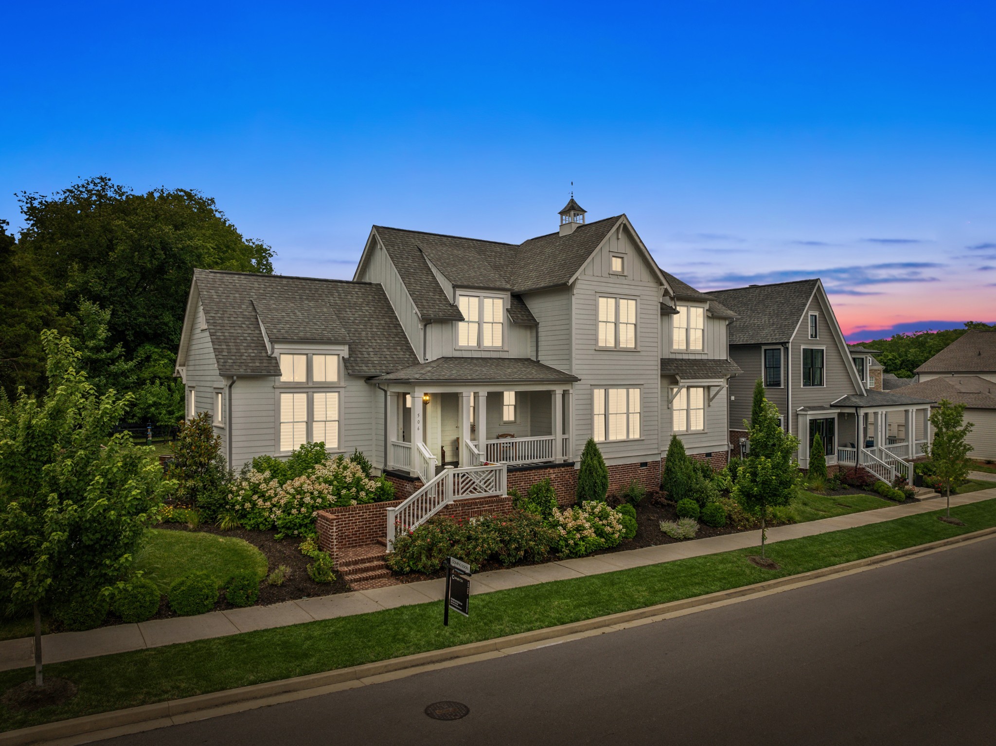 Lark St, Oshkosh, WI 54902