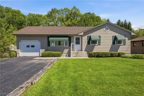 3531 Shirley Rd, Youngstown, OH, 44502-2931 | Card Image
