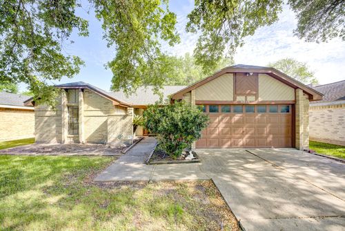 16134 Beechnut St, Houston, TX, 77083-5318 | Card Image