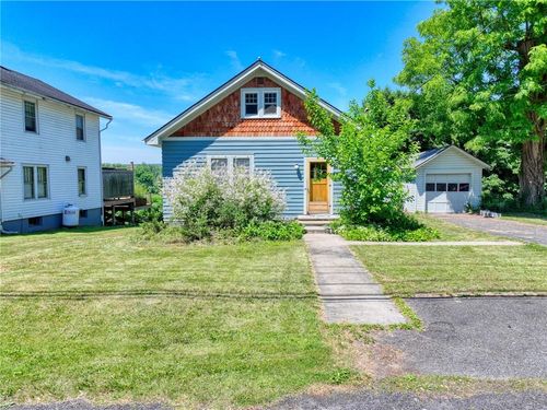 579 River Rd, Schodack Landing, NY, 12156-9717 | Card Image