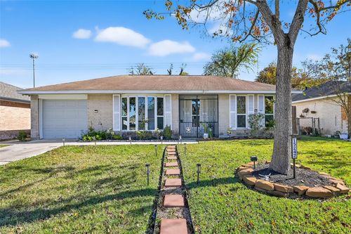 15242 Dogwood Tree St, Houston, TX, 77060-5110 | Card Image