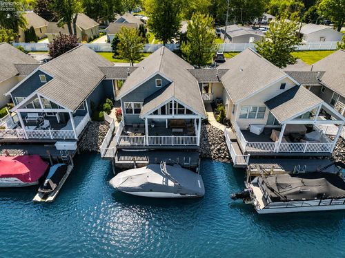 19-9886 E Bayshore Rd, Marblehead, OH, 43440-2600 | Card Image