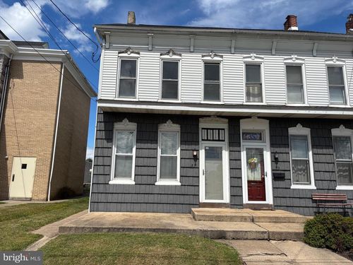 2-37 S Chestnut St, BOYERTOWN, PA, 19512-1508 | Card Image