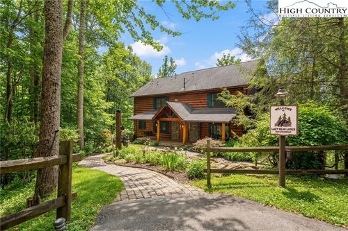 315 Lazy Bear Trl, Vilas, NC, 28692-8457 | Card Image