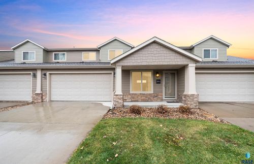 2904 E Indigo Pl, Sioux Falls, SD, 57108-4501 | Card Image