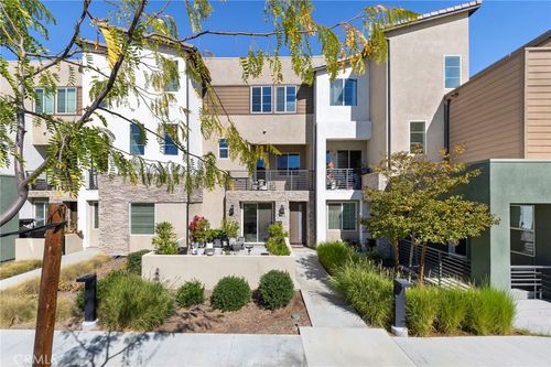 27040 Painted Sky Way, Valencia, CA, 91381-2167 | Card Image