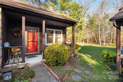 29 Loganwood Ln, Etowah, NC, 28729-7747 | Card Image