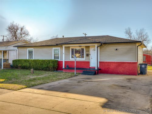 320 S 41st Westavenue, Tulsa, OK, 74127 | Card Image