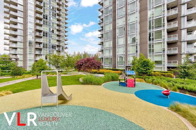 1505 - 1188 Pinetree Way, Condo with 2 bedrooms, 2 bathrooms and 1 parking in Coquitlam BC | Image 36