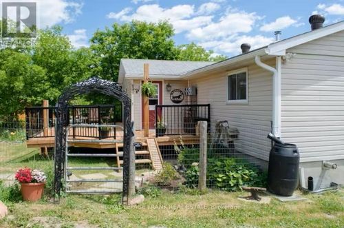 56 Oakdene Cres, Little Britain, ON, K0M2C0 | Card Image