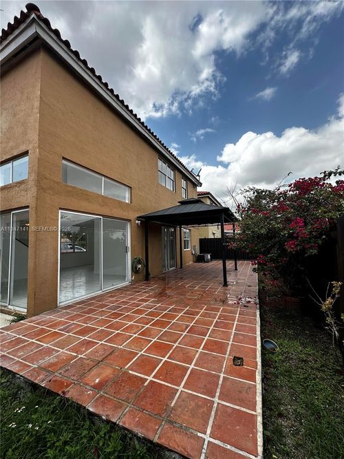 8417 Nw 1st Ter, Miami, FL, 33126-3814 | Card Image