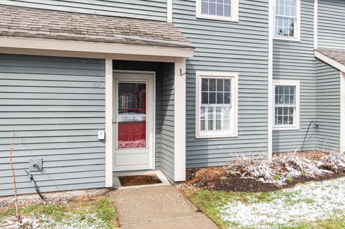 65 Pine Ledge Ct, Burlington, VT, 05401-5980 | Card Image