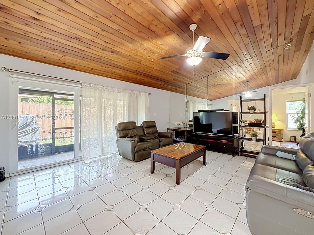 Residential in Lauderhill 3