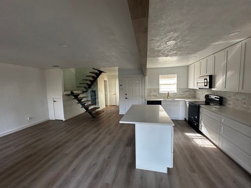 3111 Duck Creek Pkwy, Garland, TX, 75044-6929 | Card Image