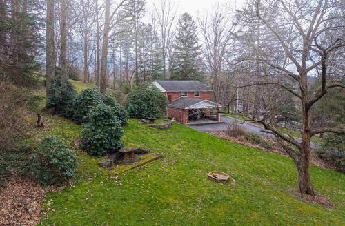 100 Keller Avenue, Fayetteville, WV, 25840 | Card Image