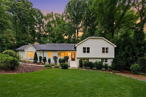2930 Leafwood Dr Se, Marietta, GA, 30067-5711 | Card Image