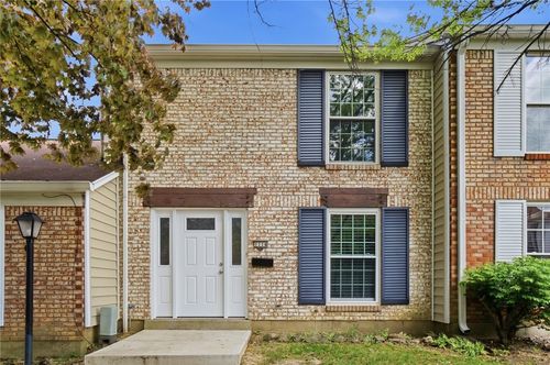 1114 Charleston Ct, Fairborn, OH, 45324-6006 | Card Image