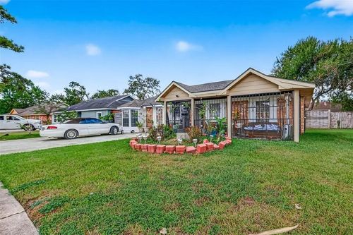 5006 Ridge Creek Cir, Houston, TX, 77053-4510 | Card Image