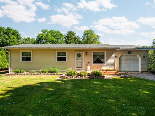 4822 Candlewood Ln, Traverse City, MI, 49685-8913 | Card Image