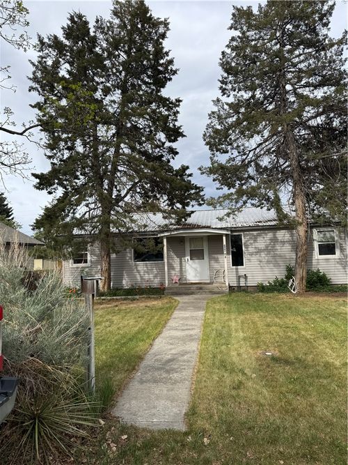 208 S Park Street, Joliet, MT, 59041 | Card Image