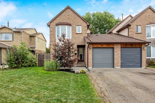 574 Laurier Ave, Milton, ON, L9T4G8 | Card Image
