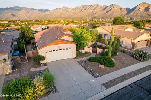 11618 N Flat Iron Dr, Tucson, AZ, 85737-3716 | Card Image