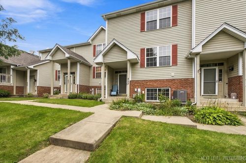 453-453 E Willow St, Elburn, IL, 60119-8999 | Card Image