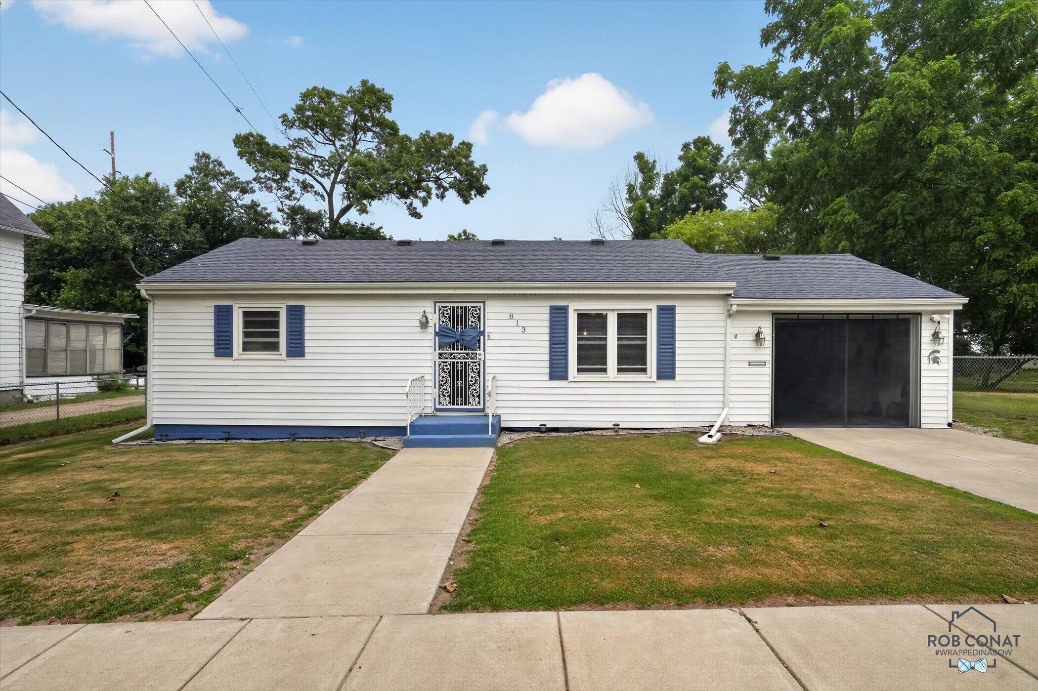 Residential in Albion