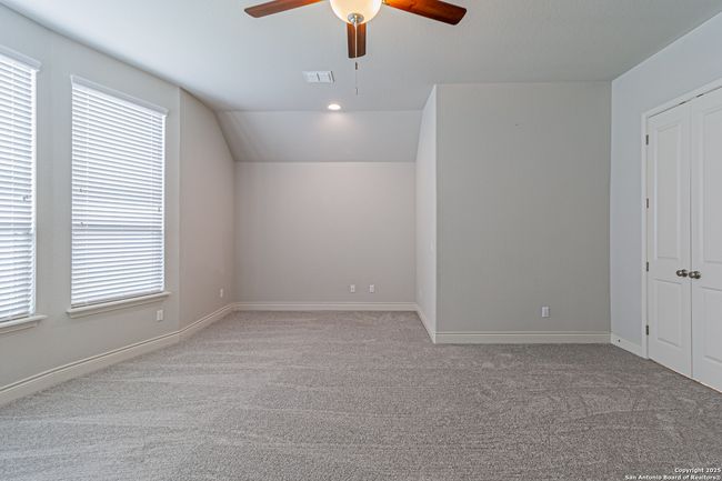 1239 Yaupon Loop, House other with 4 bedrooms, 3 bathrooms and null parking in New Braunfels TX | Image 24