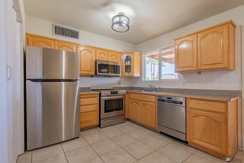 1871 S Mckinley Ave, Yuma, AZ, 85364-5114 | Card Image