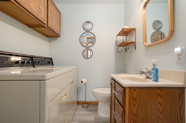 Half Bathroom | Image 17