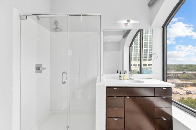 APT-505 - 507 Sabine St, Condo with 2 bedrooms, 2 bathrooms and 2 parking in Austin TX | Image 26