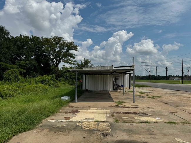 705 Simmons Dr, Home with 0 bedrooms, 0 bathrooms and null parking in Orange TX | Image 6