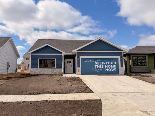 7361 26th St S, Fargo, ND, 58104-4632 | Card Image