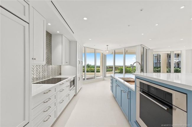APT-140 - 2920 Dune Dr, Condo with 3 bedrooms, 3 bathrooms and 2 parking in Stuart FL | Image 28