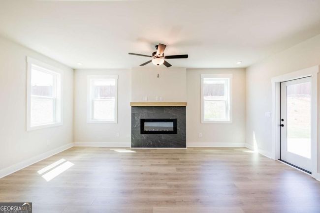 47 - 4202 Adler Cir, House other with 5 bedrooms, 4 bathrooms and 2 parking in Buford GA | Image 8