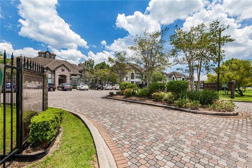 7203-350 Emerald Forest Blvd, Covington, LA, 70433-5922 | Card Image
