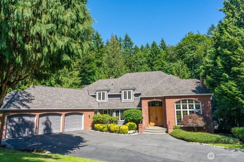 14030 171st Ln Ne, Woodinville, WA, 98072-9395 | Card Image