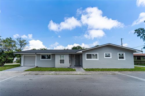 2260 Charleston St, Hollywood, FL, 33020-1230 | Card Image