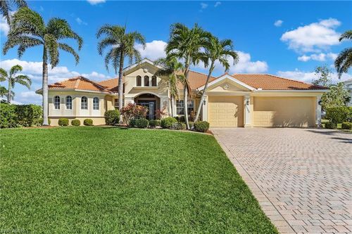 11753 Lady Anne Cir, CAPE CORAL, FL, 33991-7504 | Card Image