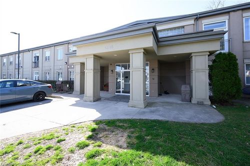 105-6365 Drummond Rd, Niagara Falls, ON, L2G4N1 | Card Image