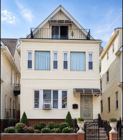 83-10 Pettit Ave, Elmhurst, NY, 11373-2348 | Card Image