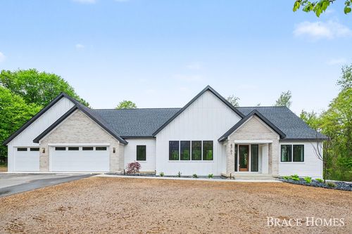 8761 Bailey Dr Ne, Ada, MI, 49301-9769 | Card Image