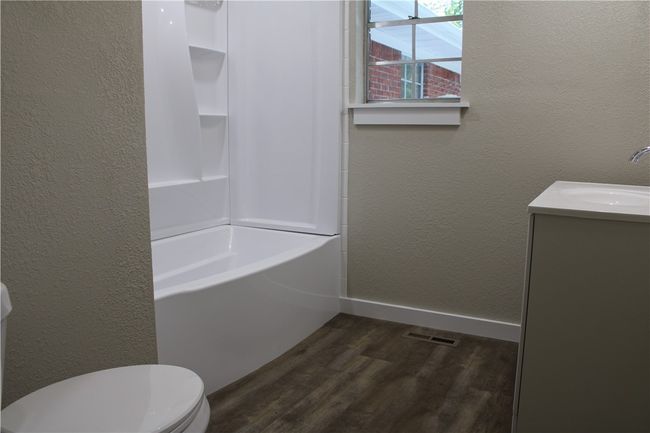 1104 Meadowcrest Dr, House other with 3 bedrooms, 3 bathrooms and null parking in Mountain Home AR | Image 15