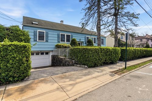 925 Halstead Avenue, Mamaroneck, NY, 10543 | Card Image