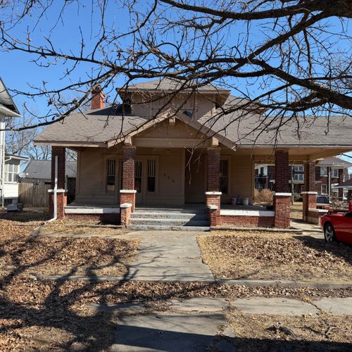 324 B St Nw, Miami, OK, 74354-5809 | Card Image