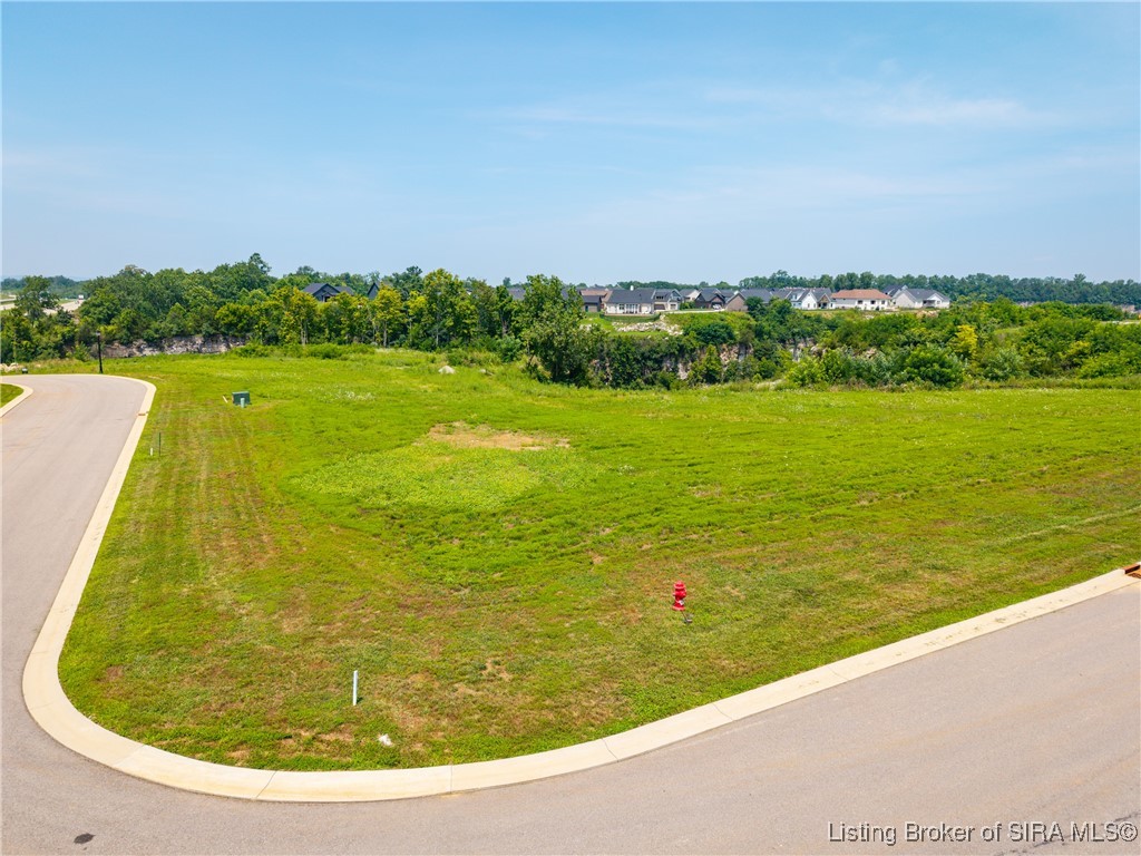Land in Jeffersonville