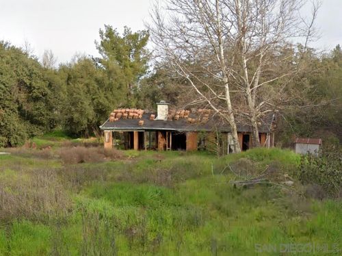 865 N Glen Oaks Dr, Alpine, CA, 91901 | Card Image