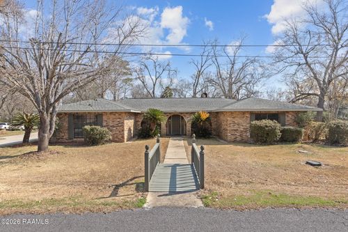 118 Garrigue Dr, Opelousas, LA, 70570-6887 | Card Image